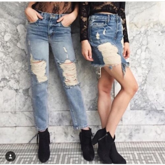 ๐LF๐ Marietta Boyfriend Shredded High Rise Jeans - Picture 3 of 14